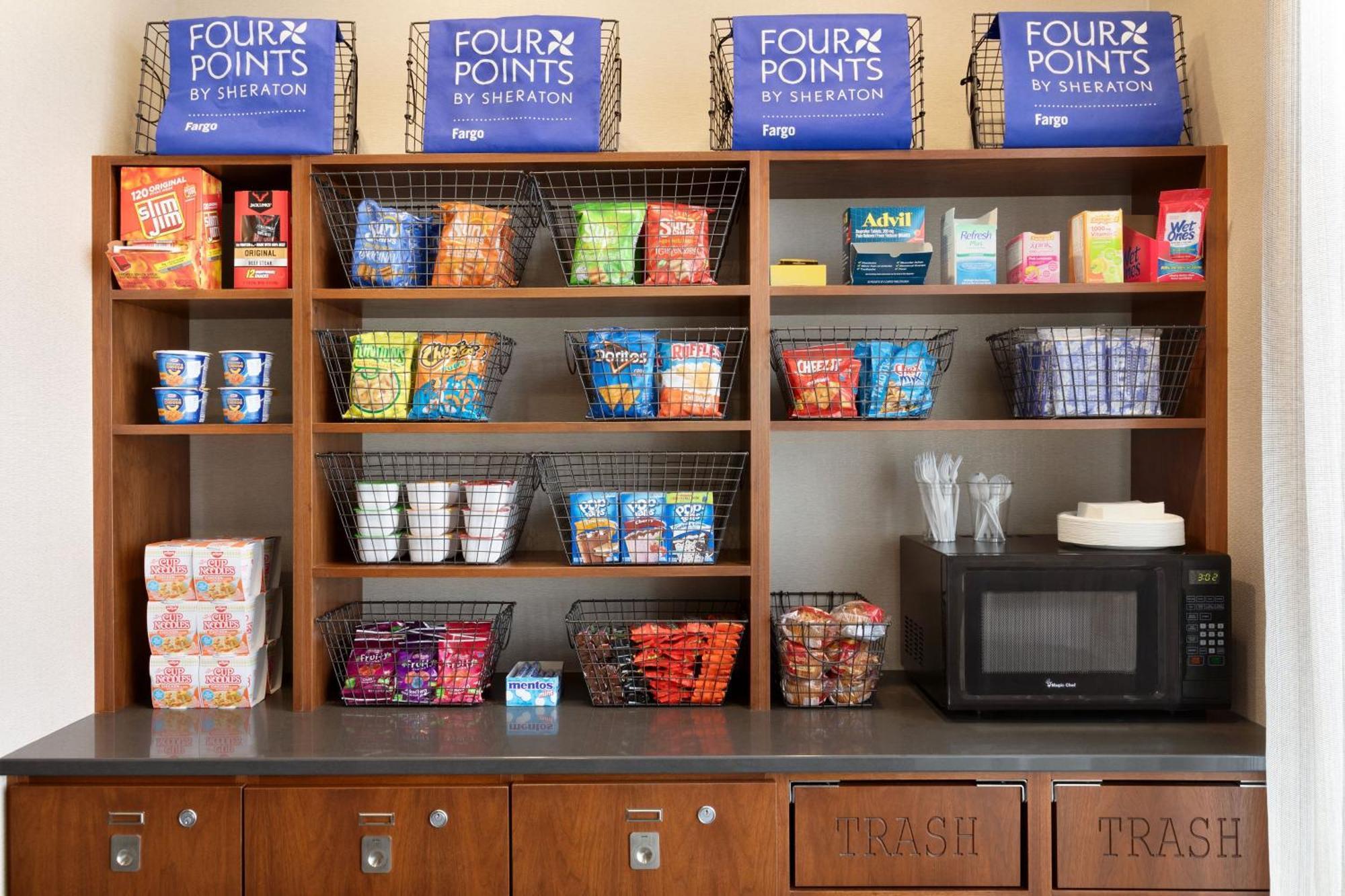 Four Points By Sheraton Fargo Medical Center Экстерьер фото