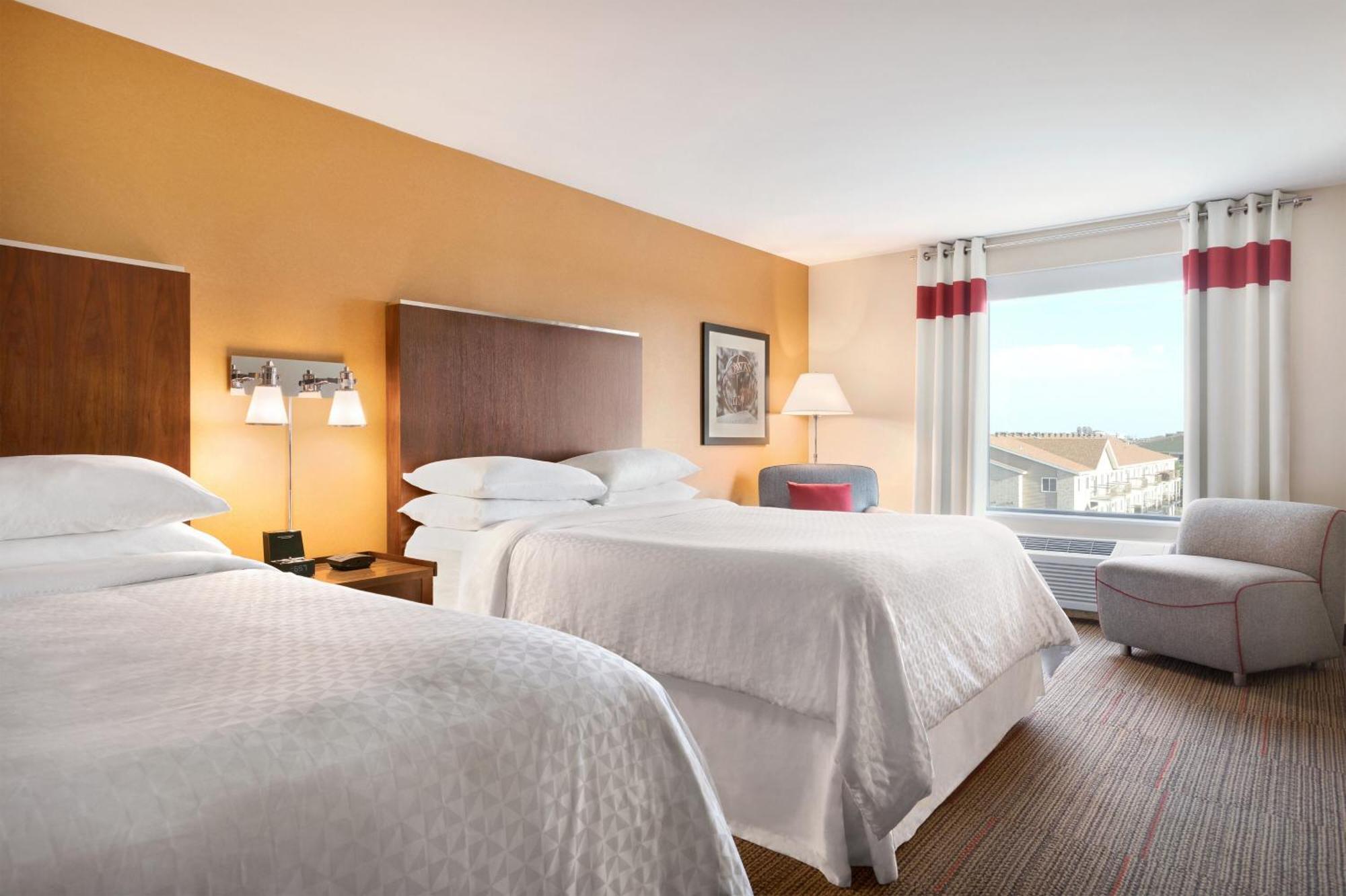 Four Points By Sheraton Fargo Medical Center Экстерьер фото